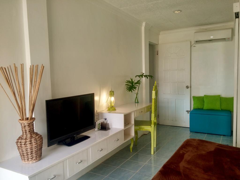 812 Angol Boracay Δωμάτιο φωτογραφία