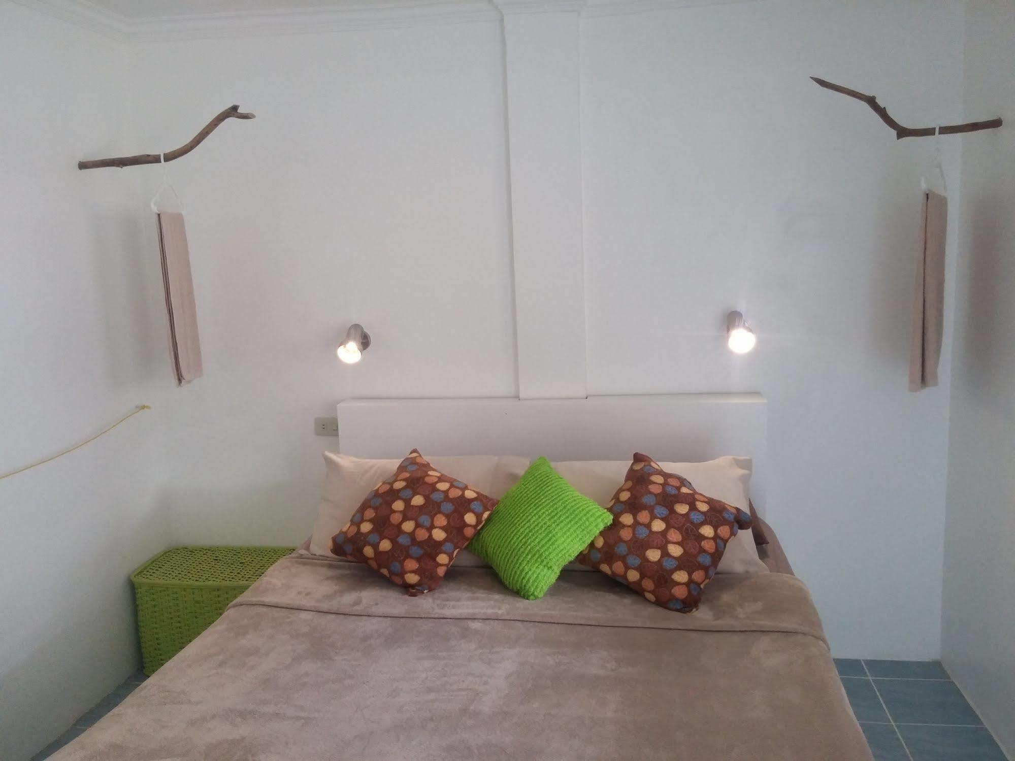 812 Angol Boracay Εξωτερικό φωτογραφία